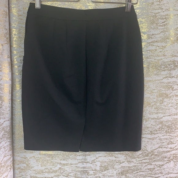 ANN Taylor Loft Black Ponte Pencil Skirt Size 2P - Picture 8 of 15